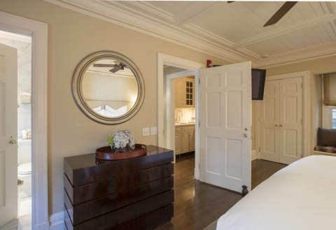 Carriage House | Frette Italian sheets, hypo-allergenic bedding, minibar, in-room safe