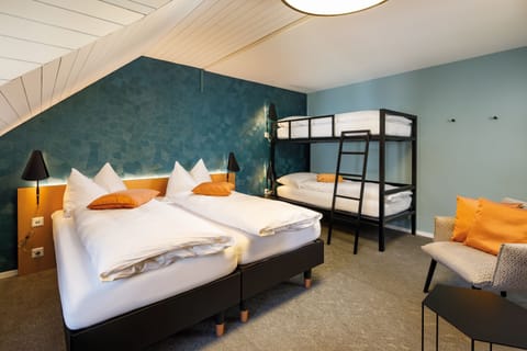 Down comforters, minibar, in-room safe, desk