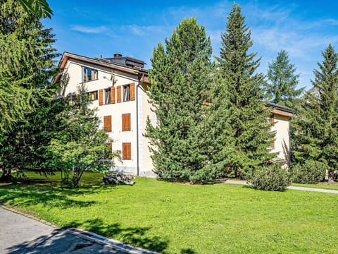 Sky, Plant, Cloud, Property, Building, Natural Landscape, Land Lot, Tree, Grass, Biome