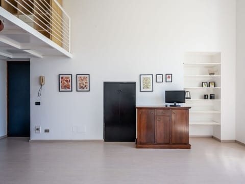 Plant, Sky, Building, Property, Window, House, Wood, Land Lot, Cottage, Stairs