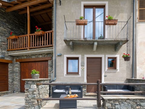 Food, Sky, Table, Tableware, Mountain, Cloud, Plant, Furniture, Green, Natural Landscape