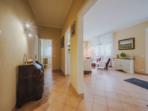 Food, Sky, Table, Tableware, Mountain, Cloud, Plant, Furniture, Green, Natural Landscape