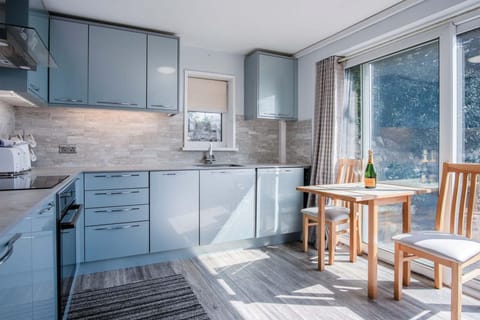 Lundy Lodge – 1 Bedroom Annex – Rhossili (6031)