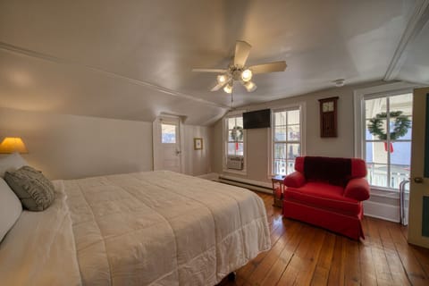 King Bedroom + Seating Area