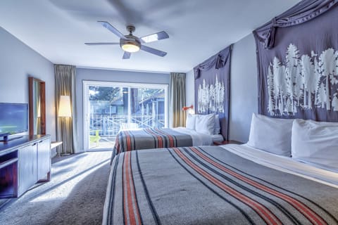 Standard Room, 2 Queen Beds | Premium bedding, in-room safe, desk, iron/ironing board