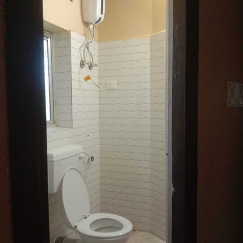 Standard Double or Twin Room | Bathroom | Shower, soap