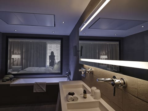 Suite, 1 King Bed with Sofa bed, Balcony (Eiffel Tower View) | Bathroom sink