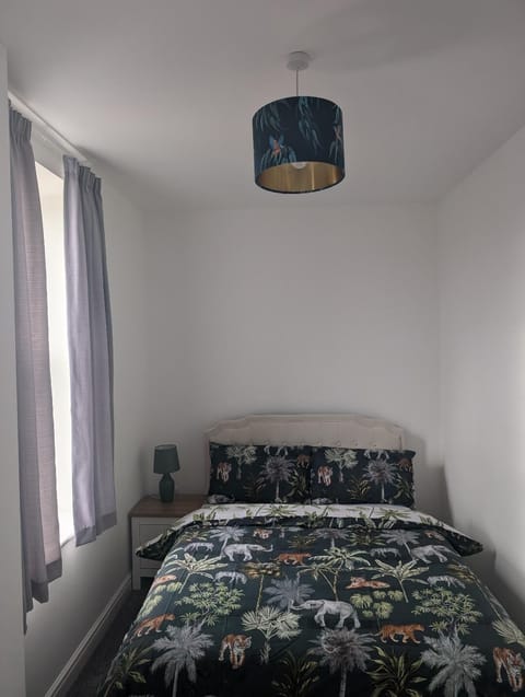 Apartment | 2 bedrooms, free WiFi, bed sheets