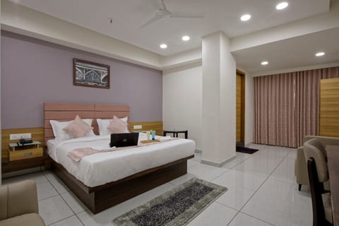 Premium Double Room | Free WiFi