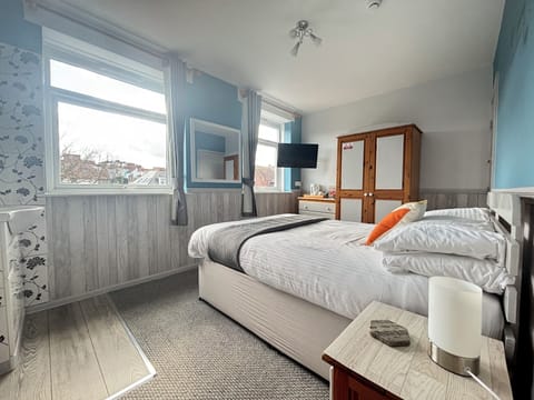 Family Quadruple Room | Individually decorated, individually furnished, iron/ironing board