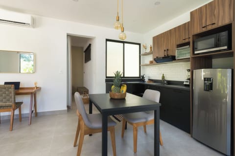 Apartment, 1 Bedroom, Terrace, Garden View | Private kitchen