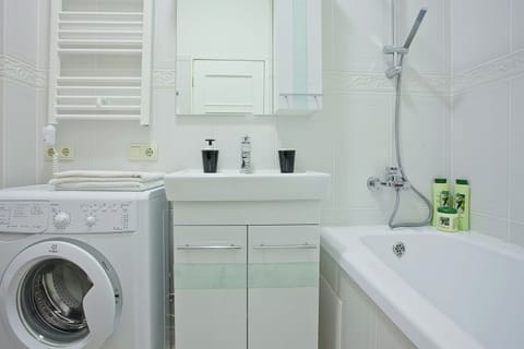 Apartment | Bathroom