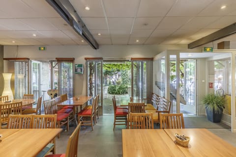 Daily buffet breakfast (EUR 12.95 per person)