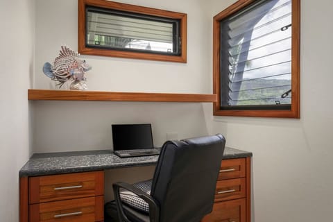 Master Bedroom Office