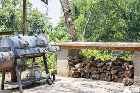 Grill out with friends—spacious outdoor dining for unforgettable nights