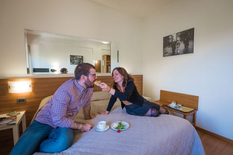 Superior Double or Twin Room | In-room safe, desk, iron/ironing board, free WiFi