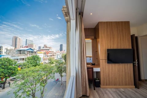 Superior Double Room, City View | Free WiFi