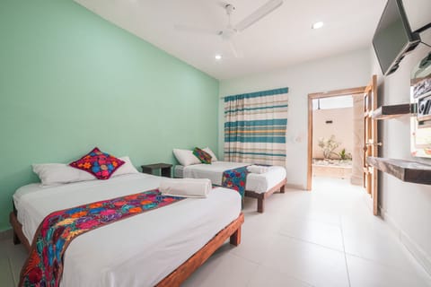 Standard Room, 2 Double Beds | In-room safe, free WiFi