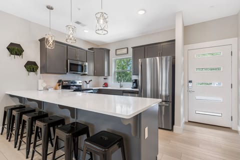 Fully equipped kitchen