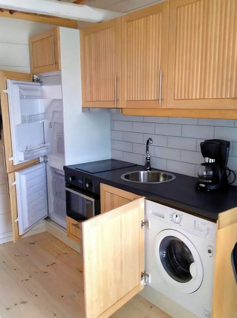 Family Cabin, Sea View | Private kitchen | Electric kettle, toaster, highchair