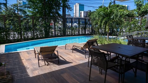 Apartment | Pool | Outdoor pool