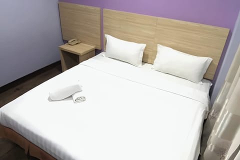 Deluxe Double Room | Free WiFi, bed sheets