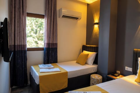 Standard Twin Room, City View | Free WiFi, bed sheets