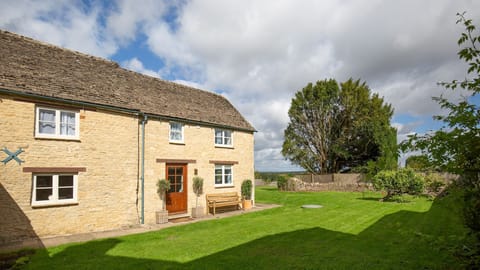 Spend days playing family games in the extensive garden