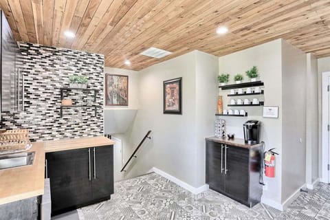 Apt 1 has multiple levels