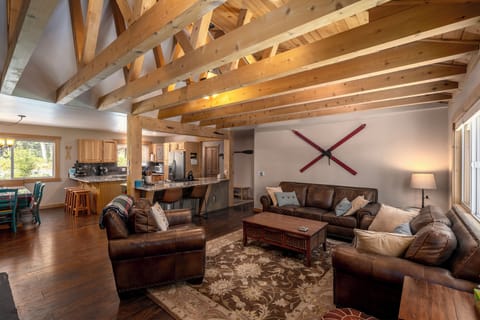 Cedarwood - Living Area Kitchen Dining