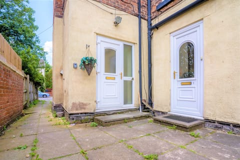 Apartment | Exterior