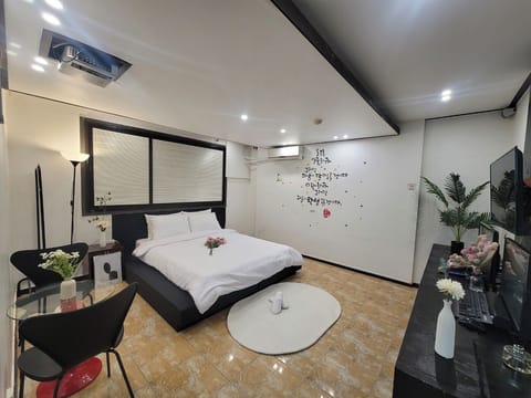 Basic Double Room, Non Smoking | Free WiFi