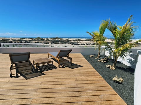 Deluxe Duplex, Ocean View | Terrace/patio