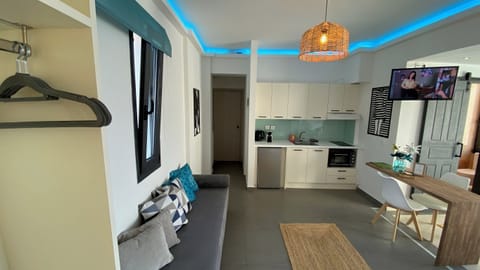 Luxury Studio Suite (VIP) | In-room safe, soundproofing, iron/ironing board, free WiFi