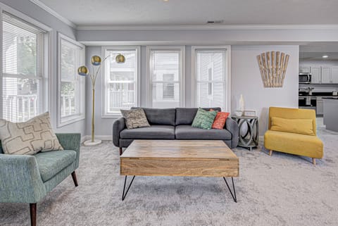 Living Room/Front Room