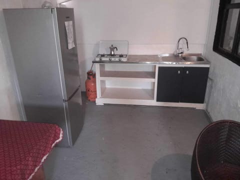 Shared Dormitory | Shared kitchen facilities