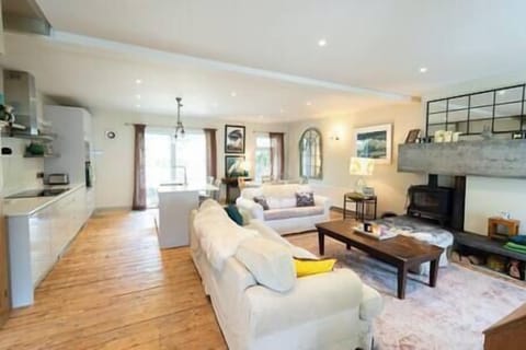 71a2e877 ea1d 47a8 9a9f 39d51445ba6d