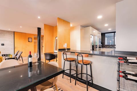 Apartment, 3 Bedrooms | Private kitchen