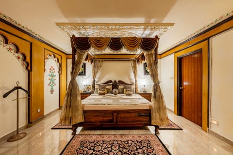 Dola Maru Suite | Premium bedding, memory foam beds, minibar, in-room safe