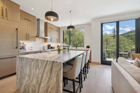 1720196472429-1673-10