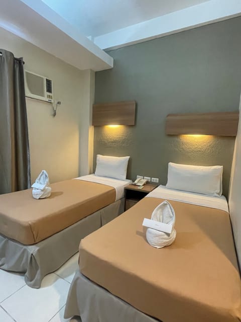 Comfort Twin Room | Desk, free WiFi