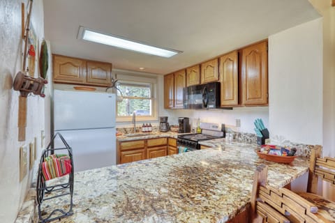 Fully Stocked Kitchen