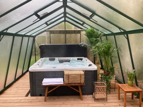 Grand SPA de 4 places