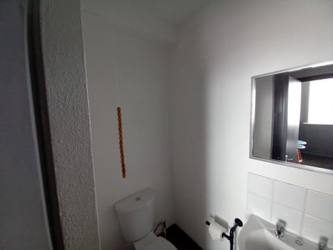 Twin Room, Sea View | Bathroom | Hair dryer, towels, soap, shampoo