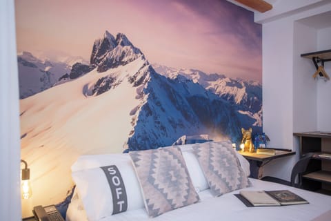 Triple Room | Individually decorated, laptop workspace, free WiFi