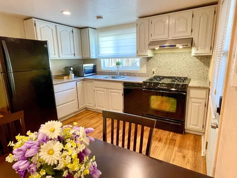 Cabin | Private kitchen