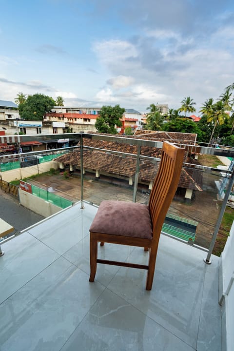 Deluxe AC room with balcony | Balcony