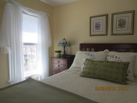 Traditional Double Room, 1 Double Bed, Canal View | Premium bedding, individually decorated, individually furnished