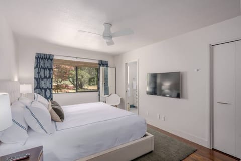 Villa | 8 bedrooms, Internet