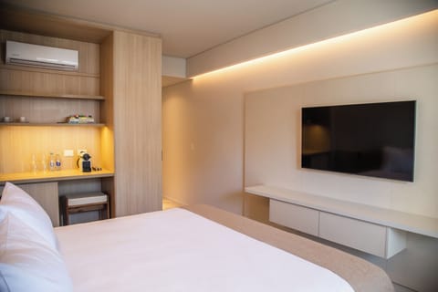 Superior Studio Suite, City View | In-room safe, desk, free WiFi